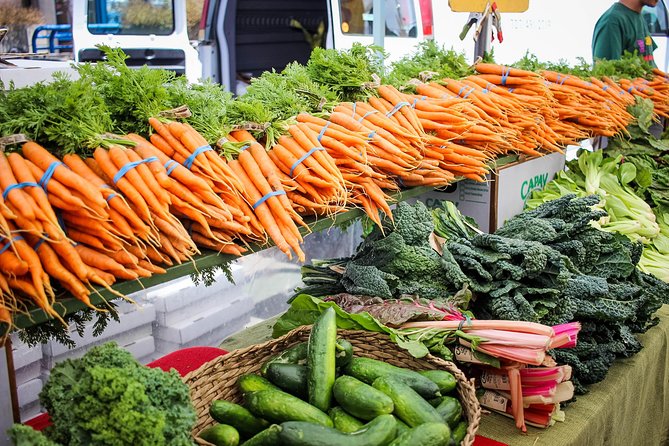San Francisco Food Tour: Ferry Building and Ferry Plaza Farmers Market - The guide shapes the experience
