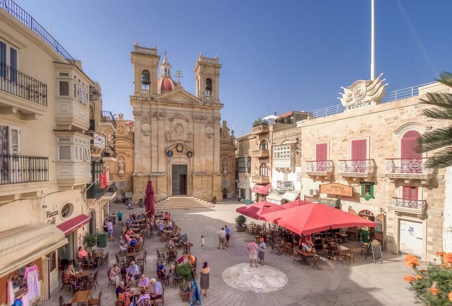 Sliema/St. Paul's: Gozo, Comino & Blue Lagoon Ferry Cruise - Comino and the Blue Lagoon