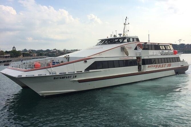 SMALL GROUP: Batam day tour with Ferry, 1-hour Massage, and Lunch from Singapore - Seafood lunch and the Indonesian massage