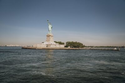Statue of Liberty and Ellis Island Guided Tour with Ferry
