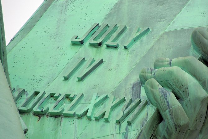 Statue of Liberty, Ellis Island Pre-Ferry tour - Starting at 24 State Street in Lower Manhattan