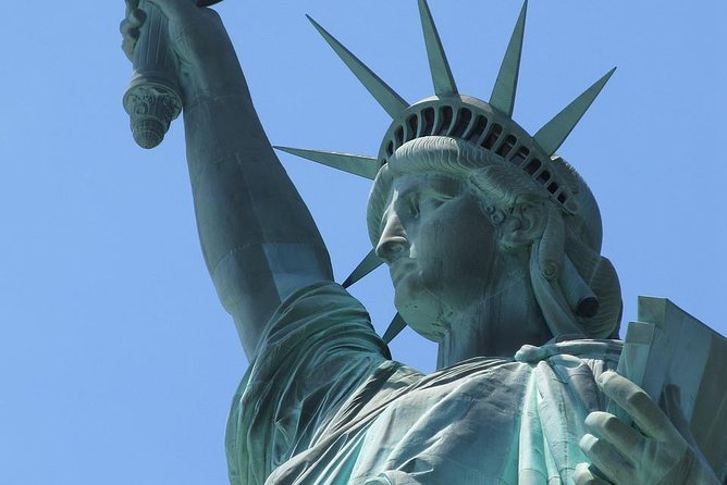 Statue of Liberty Roundtrip Ferry ticket - Ferry boarding and the meaning of priority access
