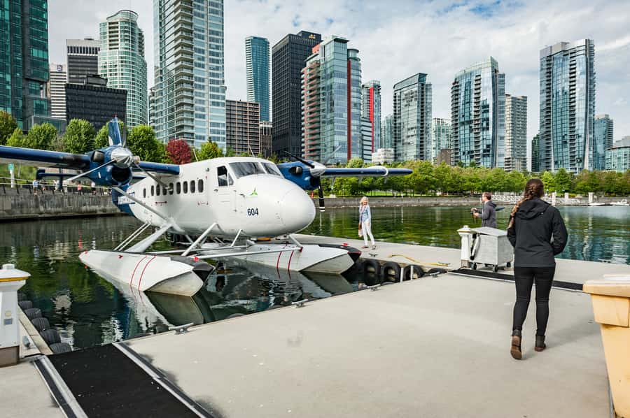 Vancouver: Victoria Seaplane Tour with Return Bus and Ferry - The 35-minute flight over Vancouver and the Gulf Islands