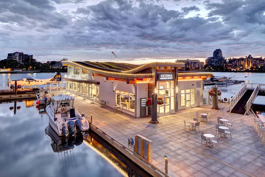 Vancouver: Victoria Seaplane Tour with Return Bus and Ferry - Finding the return coach in Victoria
