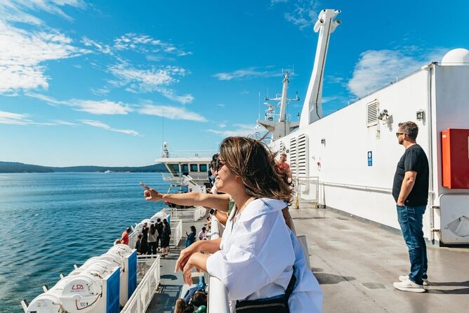 Victoria & Butchart Gardens Tour with Gulf Islands Cruise Ferry - Crossing the Gulf Islands by ferry