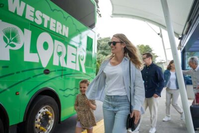 Waiheke Island: Ferry & Hop-On Hop-Off Explorer Bus Tickets